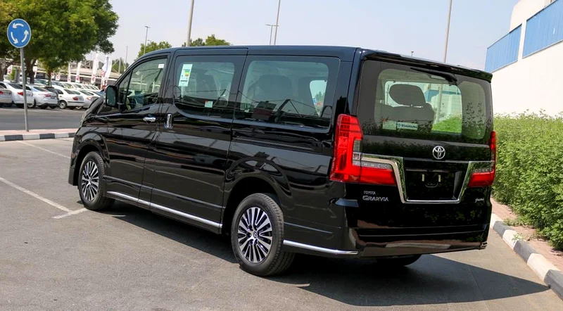 Toyota Granvia 2025 0km GCC63166154501251113