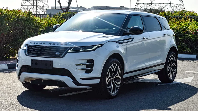 رنج روفر إيفوك SE P250 ديناميك 2024!! سيارة جديدة بالكامل!! السعر المذكور أعلاه للتصدير فقط63226742252035112