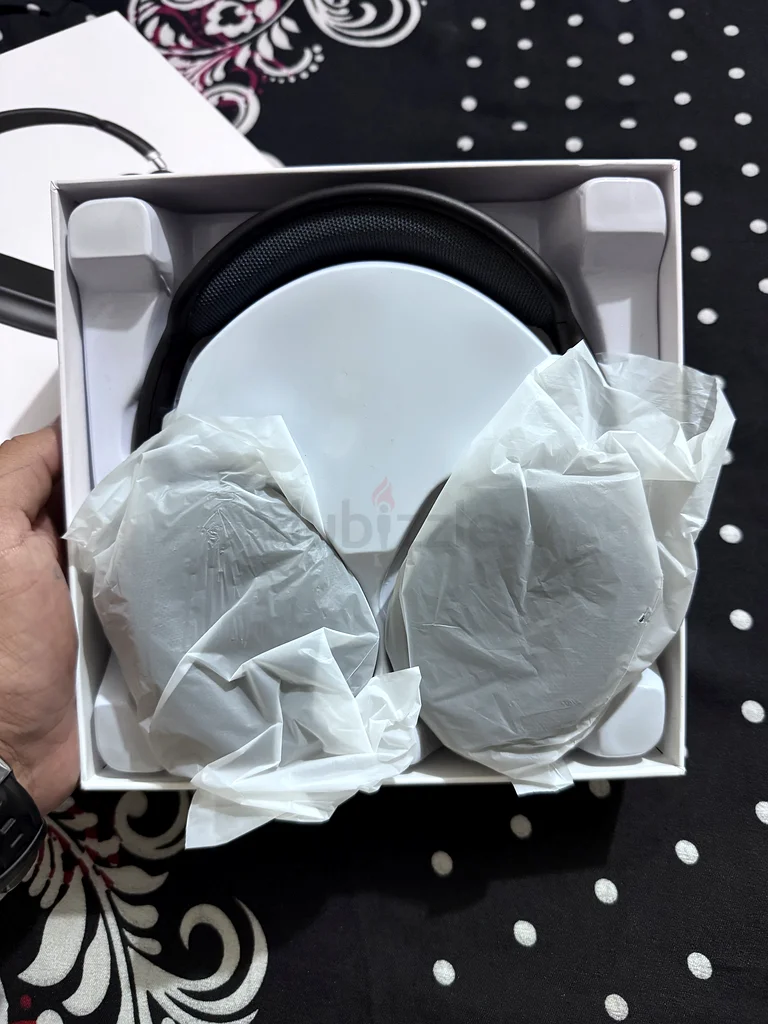 Experience Superior Sound with ASPOR 3D Wireless Headphones!63261840312451111