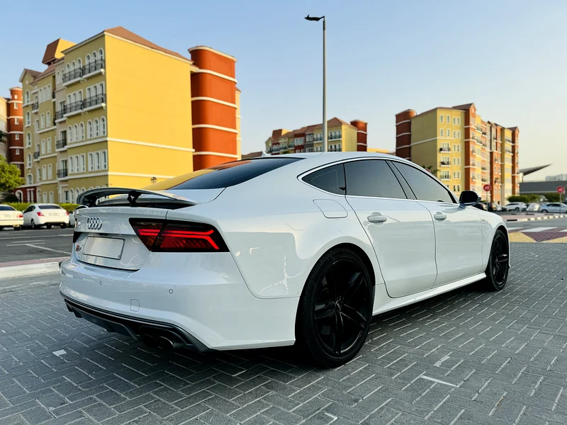 AUDI S7 / 2016 / GCC / AGENCY MAINTAINED / 2 KEYS63225311816835112