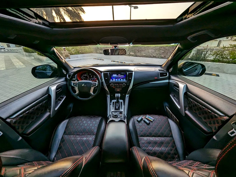 MITSUBISHI MONTERO SPORT 2019 SIGNATURE EDITION 4X4 GCC IN EXCELLENT CONDITION63172651291010112