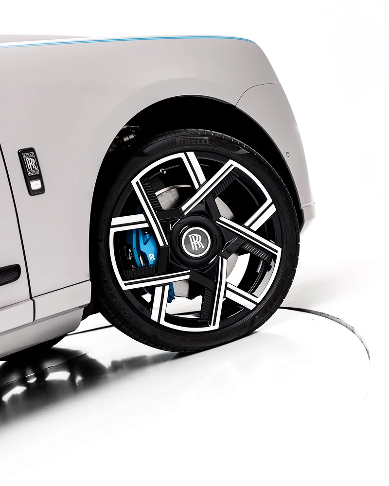 2025 Rolls-Royce Cullinan | GCC | Warranty and Service63177575785985114