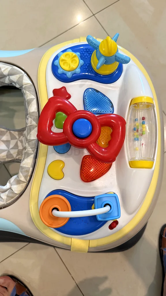 مشية متعددة الوظائف للرضع مع محطة لعب63176639443587111
