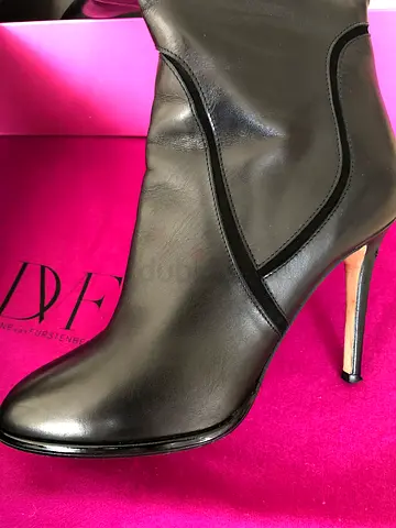 Diane Von Furstenberg boots size 37