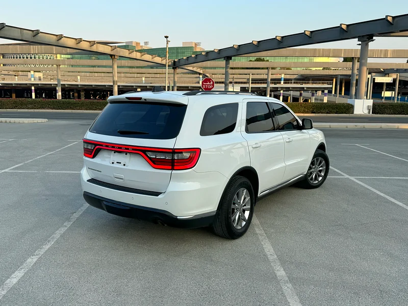 Dodge Durango 3.6 SXT 2018 GCC Specs (Dodge Service History / 2 Keys / Accident Free / Single Owner)63223816651139112