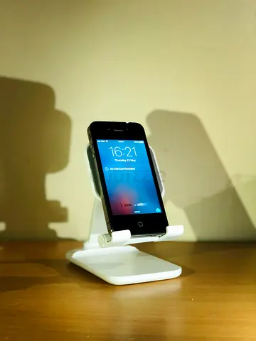 iPHONE 4s - SIM WORKING