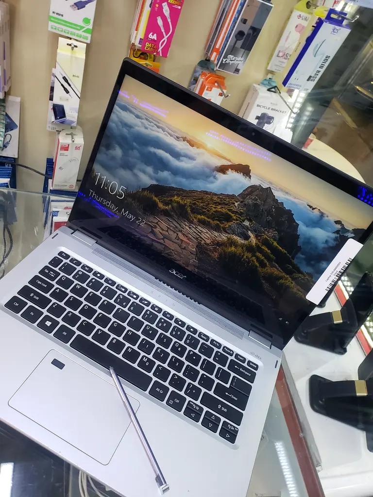 جهاز لابتوب أيسر أنيق - أداء ممتاز وأناقة!63255526699265118