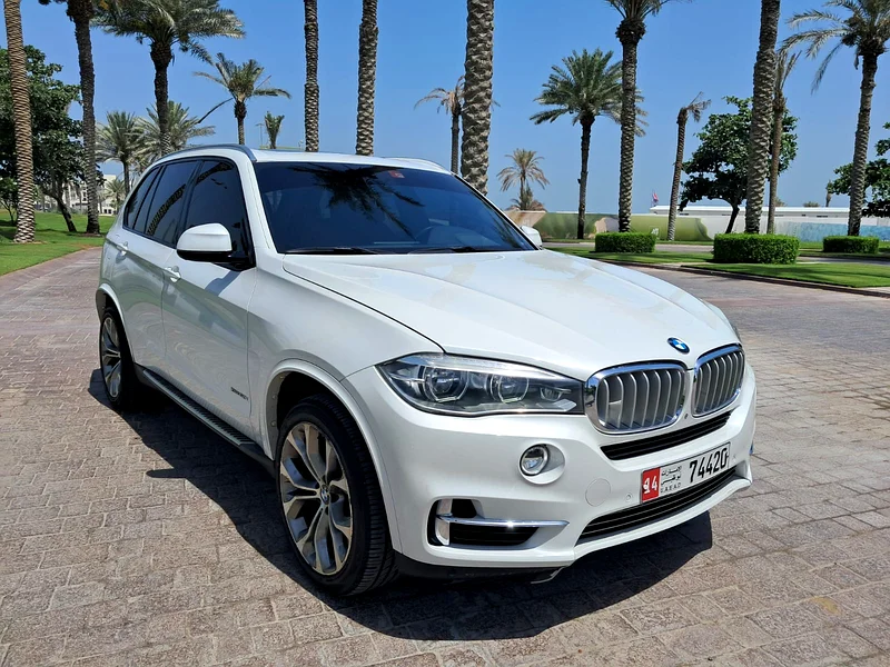 2015 بي إم دبليو X5 xDrive50i 4.4TC V863232141703681117