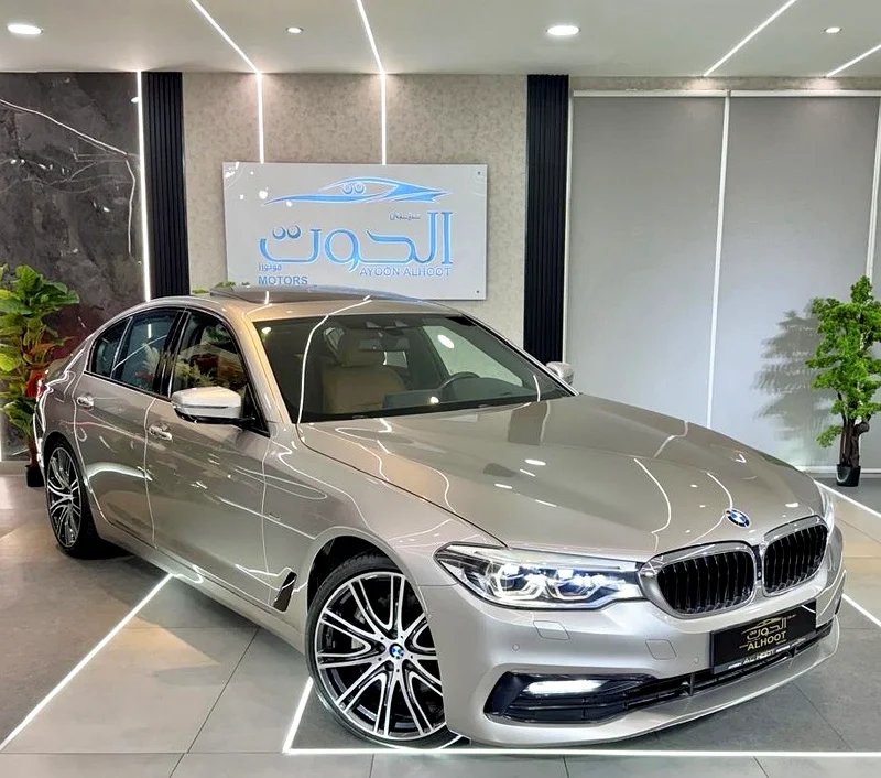 LOVELY BMW 530i SPORT LINE || GCC || F.S.H at BMW || TOP RANGE || ACCIDENTS FREE63177573575683111