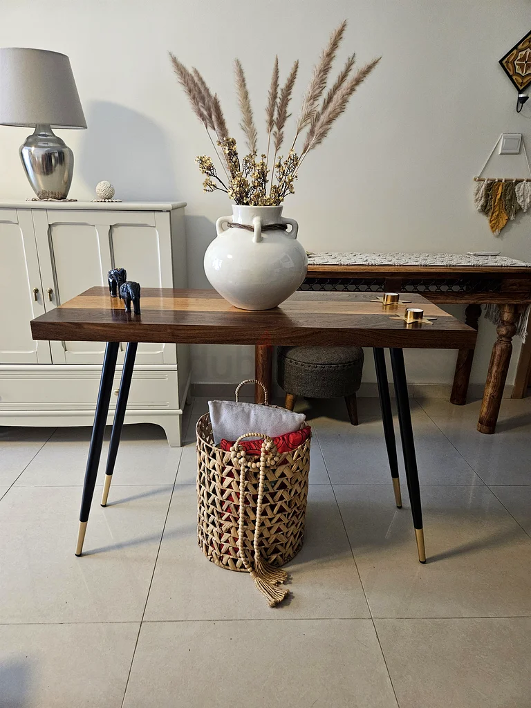 American Walnut and Oak Console.63217825522049112