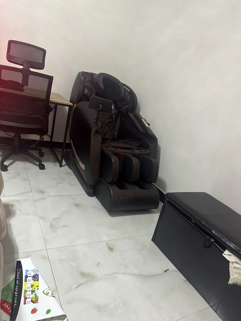 Massage chair worth 2850 new bill63258651969153110
