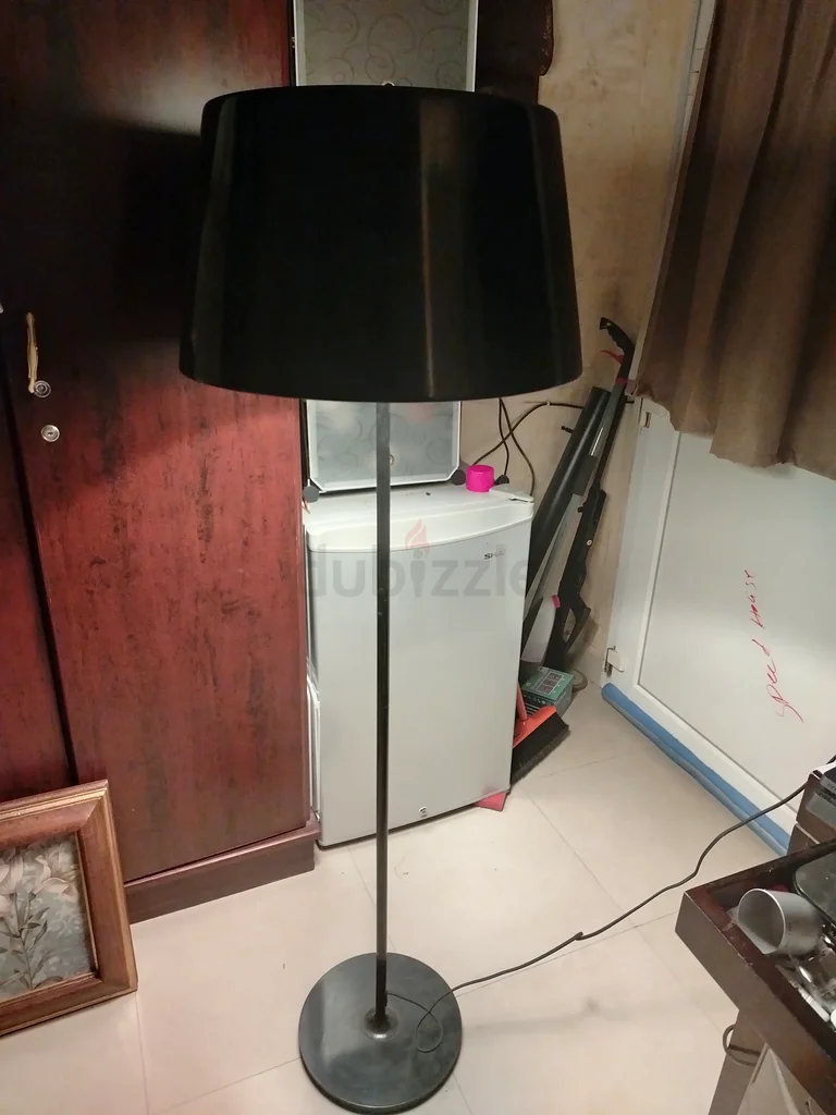 مصباح أرضي أسود من ايكيا كولا 2 قطع63220831753601112