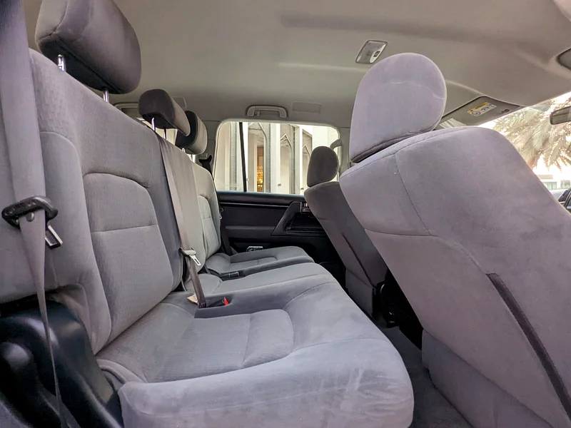 TOYOTA LAND CRUISER 2014 DIESEL RIGHT HAND DRIVE IN EXCELLENT CONDITION63138718690433113