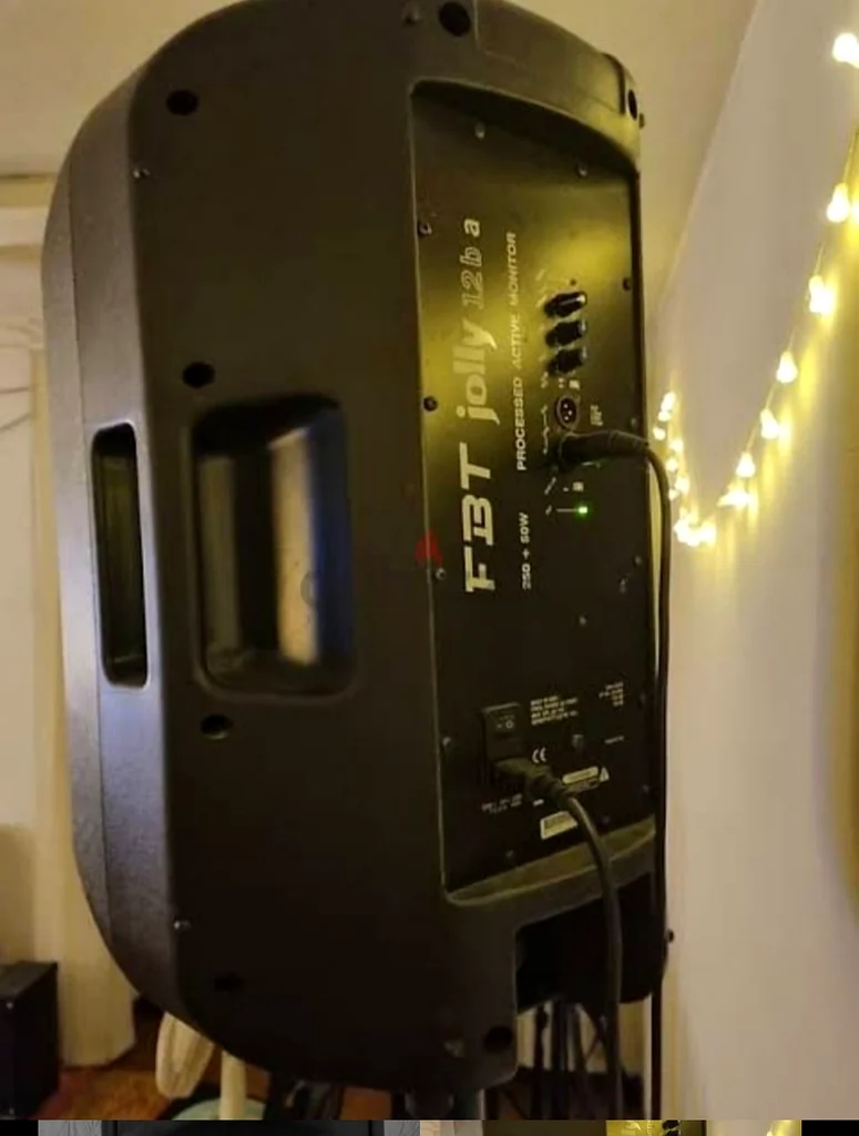 FBT Jolly 12 ba 300wRMS Powered Speaker single63260743499138111