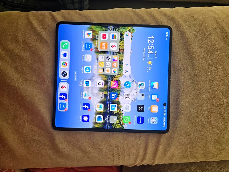 HONOR Magic v2 in excellent condition63212402941057112