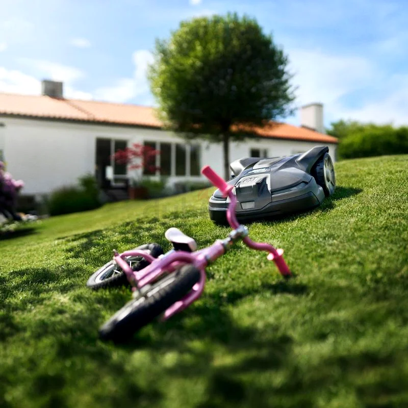 Smart Robotic Lawn Mower - Effortless Lawn Care!63252940994561113