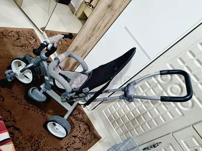 Versatile Baby Stroller for Active Parents