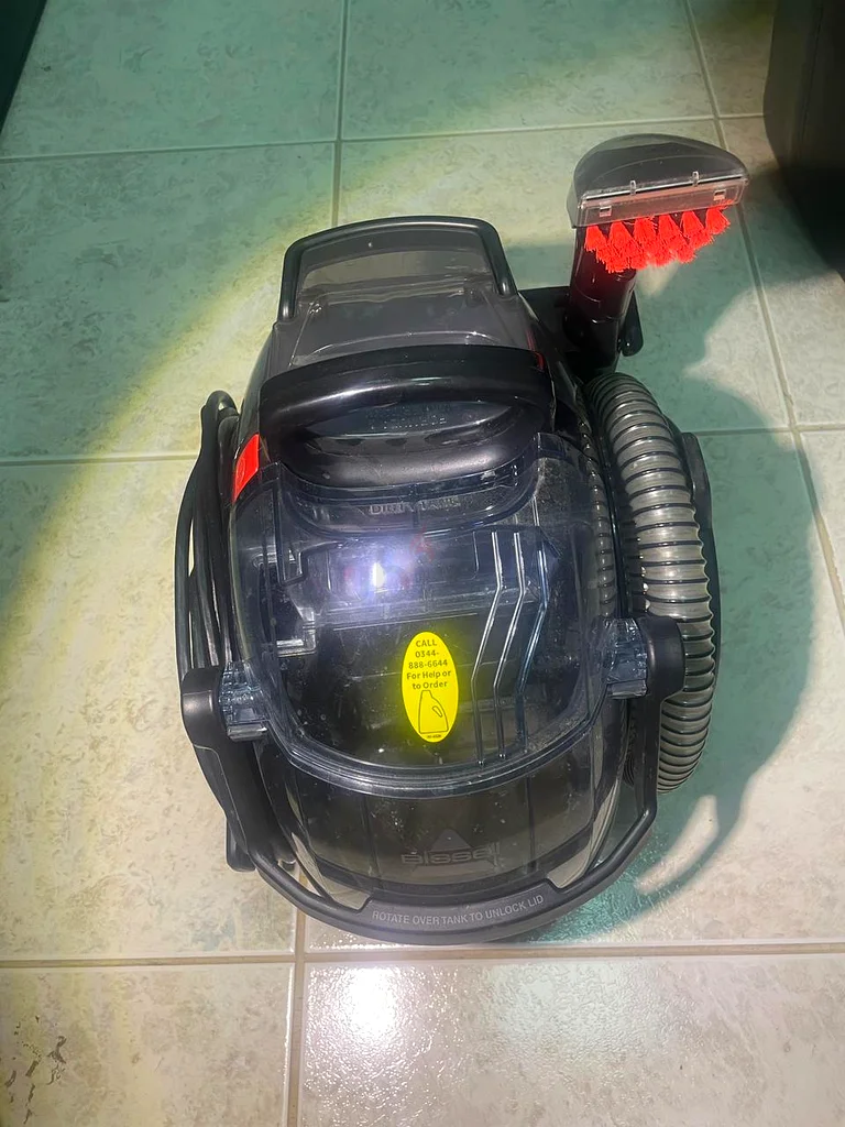 Bissell SpotClean Pro 1558E, powerful stain removal, ideal for cars and home63253467581058113