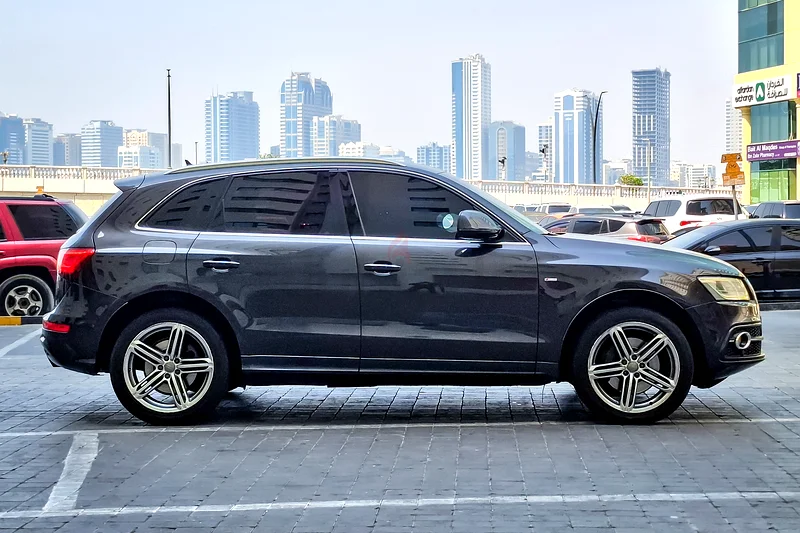 AED 1581/month | 2015 Audi Q5 45TFSI Quattro | GCC Specs | Ref#31161963167091134977113