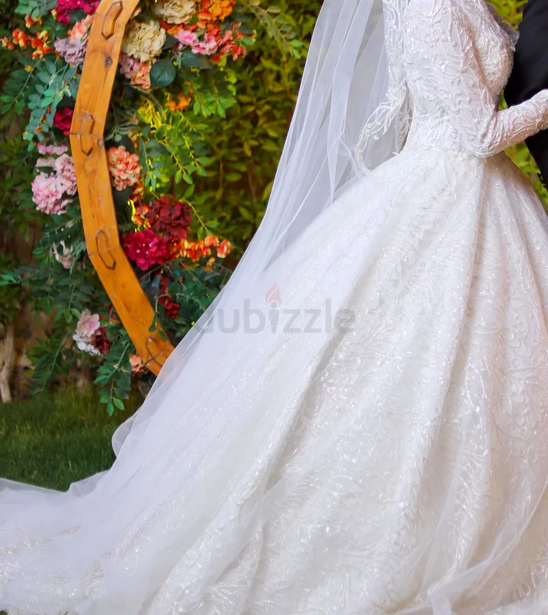 Wedding dress long sleeve small size63239079890433112