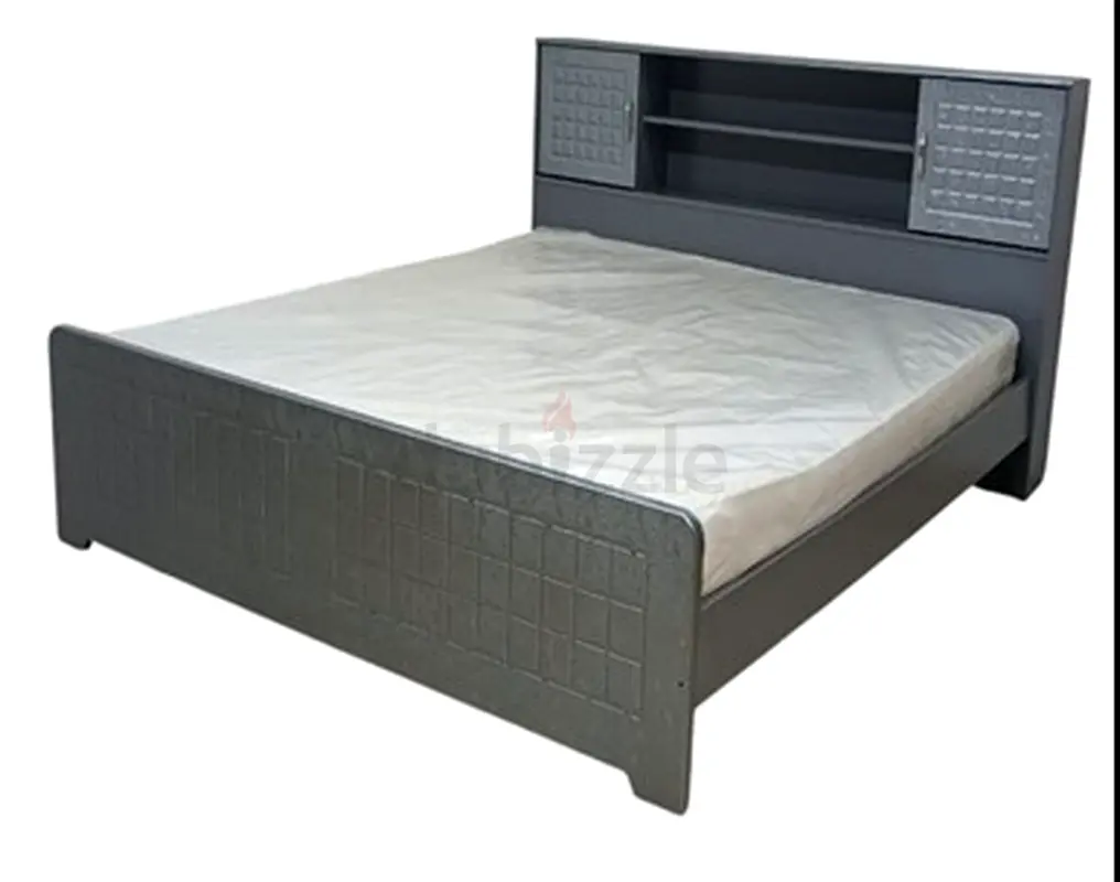 King size bed