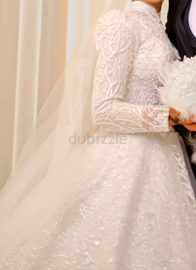 Wedding dress long sleeve small size63239079890433111