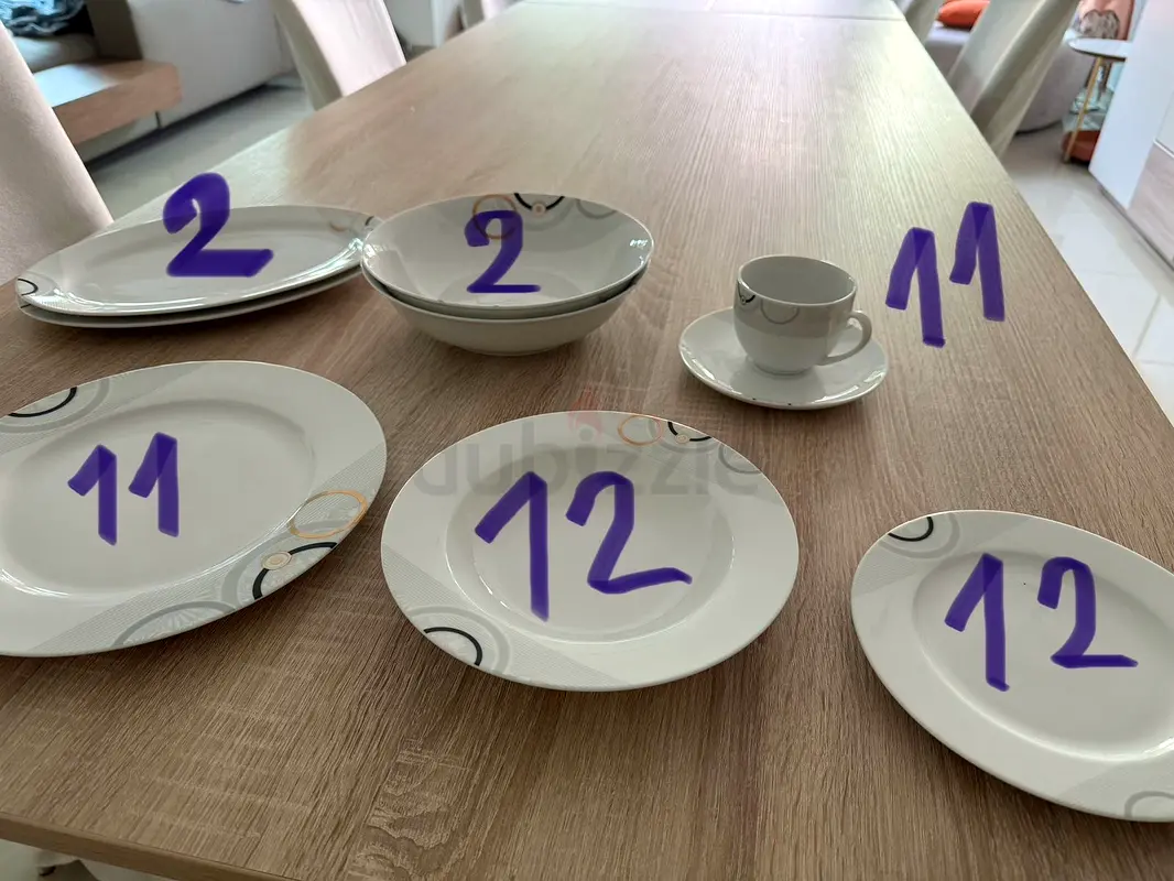 Elegant Dinnerware Set63211419559298111