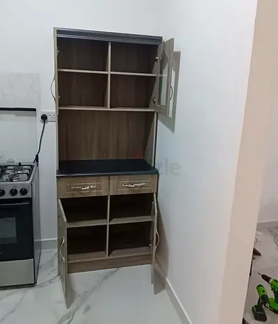 Kitchen cabinet