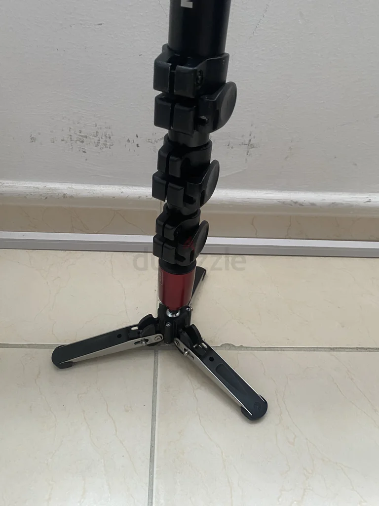مانيفرتوت Xpro عصا أحادية مع رأس فيديو سائل - أسود63172677587457113
