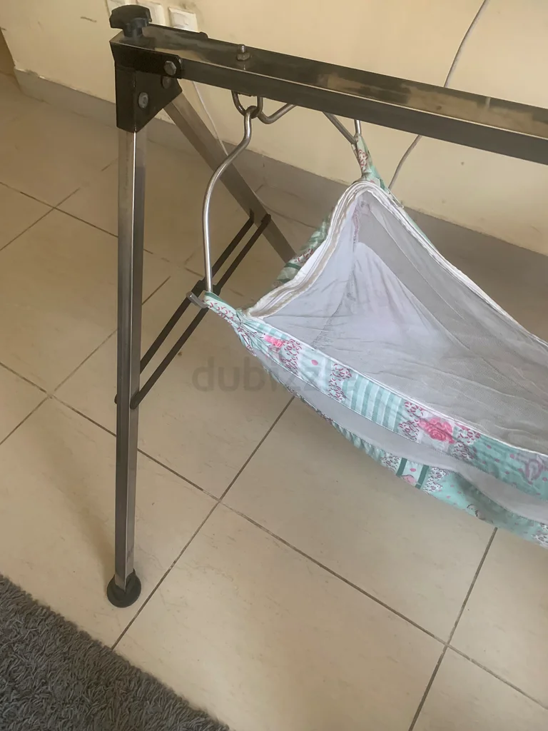 Cozy Baby Cradle for Sale - Perfect for Your Little One!63175737235331113