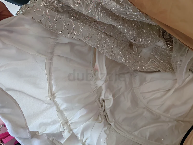 Wedding dress long sleeve small size63239079890433113