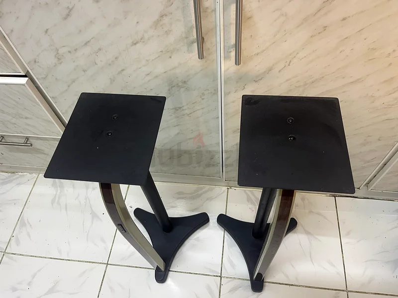 2PC SPEAKERS STANDS63262934841091113