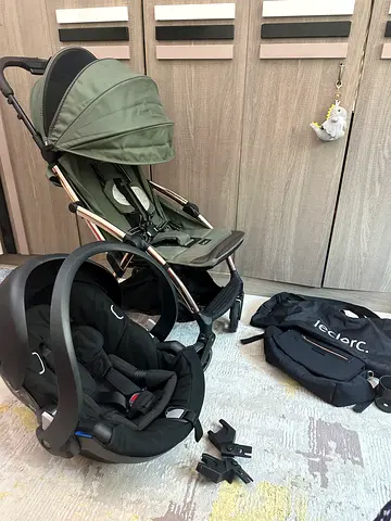 Leclerc influncer stroller with yoyo car seat and adapter
