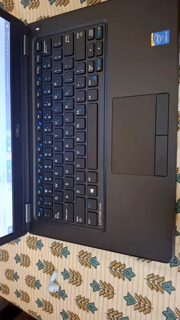 Dell laptop core i563255527588098111