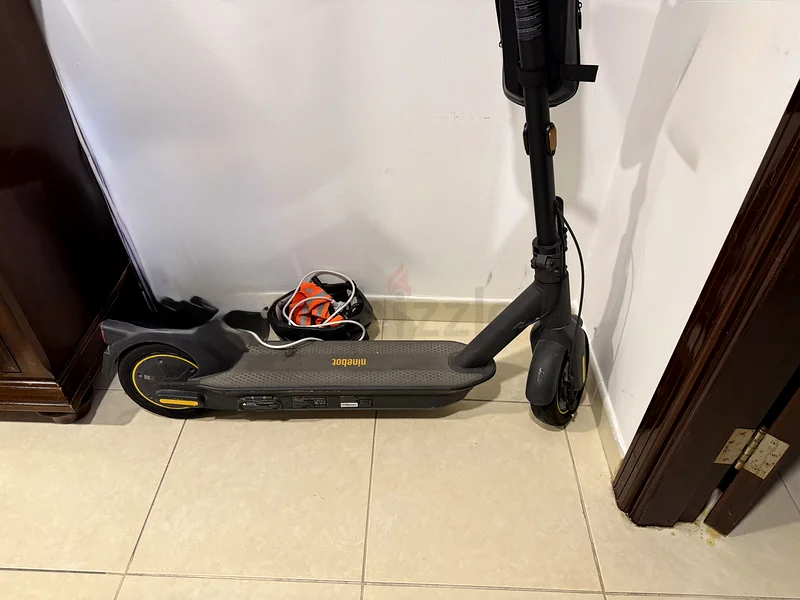 سكوتر كهربائي ناينبوت ماكس G30E II63245726168578111