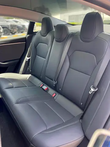 صورة مصغرة 17 لـ 2024 Tesla MODEL 3
