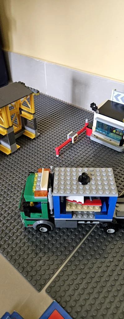 Lego city 60169 Cargo Terminal63205356479106111