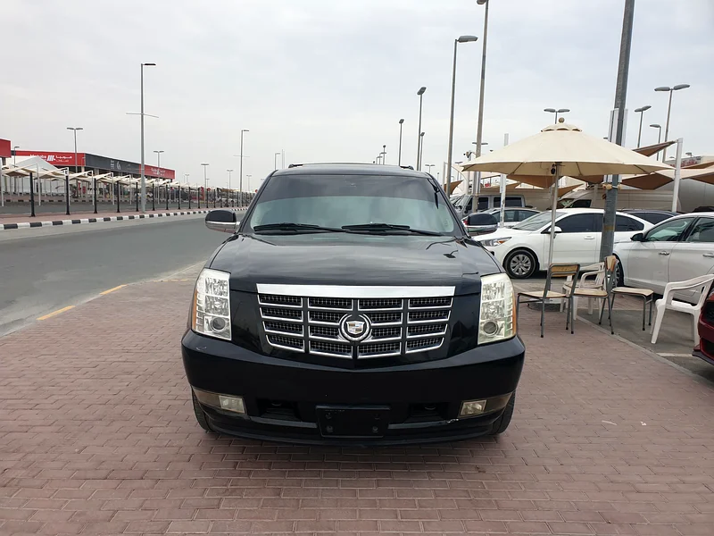 Cadillac Escalade Platinum 2009 GCC FULL OPTION FREE ACDENT VERY CLEAN IN SIDE AND OUT SIDE 100%63175261213571111