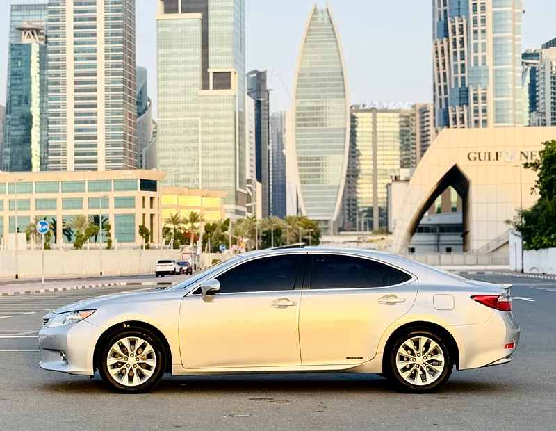 2014 لكزس ES 300h هايبرد 2.5 لتر مواصفات يابانية حالتي ممتازة جدًا63168494937729113