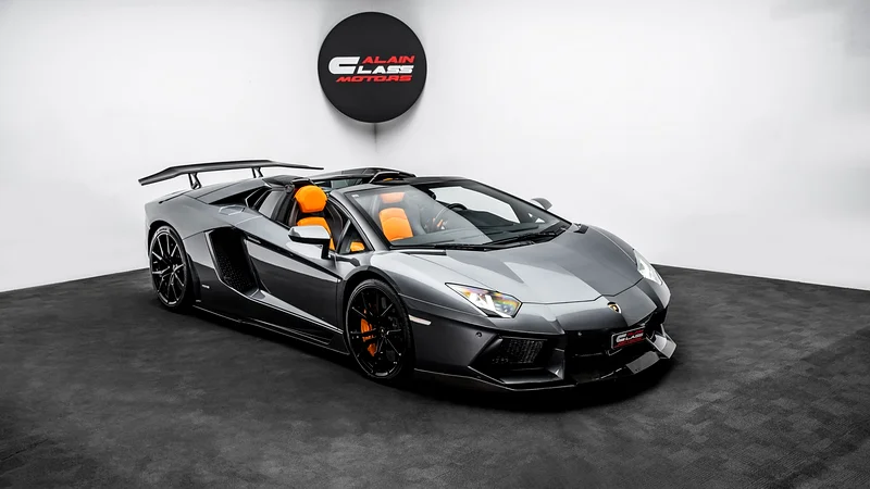 لمبرغيني أفينتادور LP 700-4 رودستر مع طقم هيكل DMC - 2015 - دول مجلس التعاون الخليجي63139711714435110