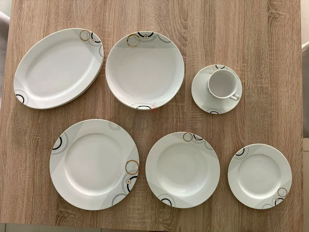Elegant Dinnerware Set63211419559298110
