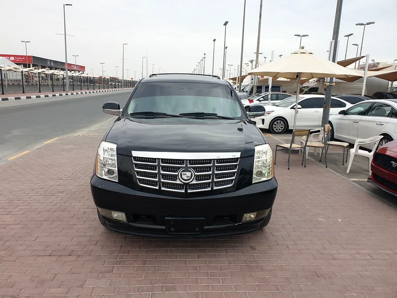 Cadillac Escalade Platinum 2009 GCC FULL OPTION FREE ACDENT VERY CLEAN IN SIDE AND OUT SIDE 100%63175261213571114