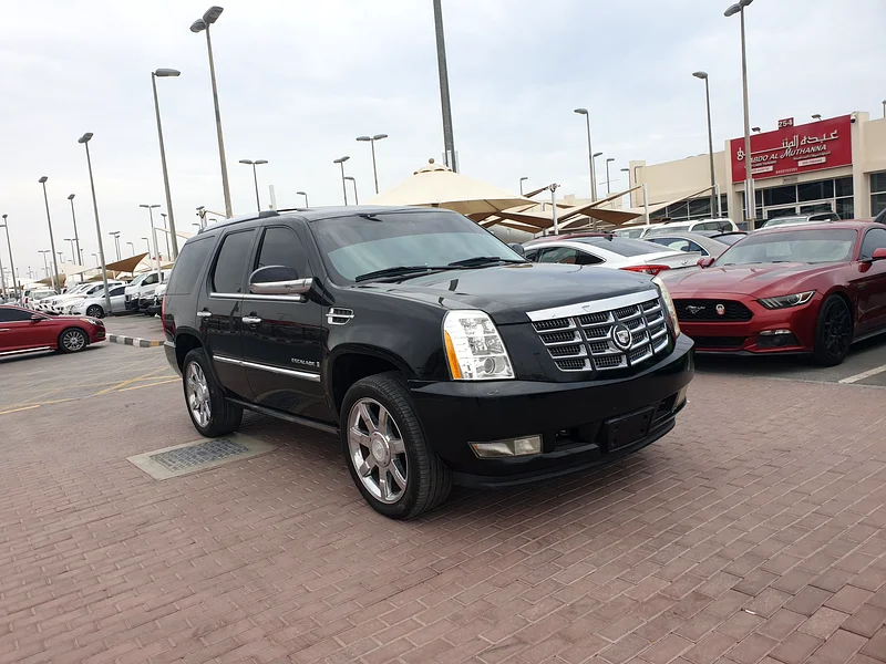 Cadillac Escalade Platinum 2009 GCC FULL OPTION FREE ACDENT VERY CLEAN IN SIDE AND OUT SIDE 100%63175261213571112