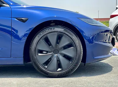 صورة 5 لـ 2024 Tesla MODEL 3