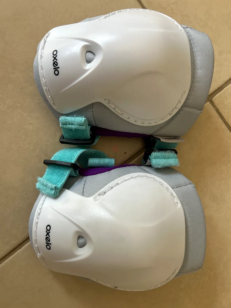 Decathlon Child Safety Gear63170852655363111
