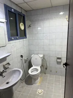 Executive bed space at Muteena Deira near Fish roundabout