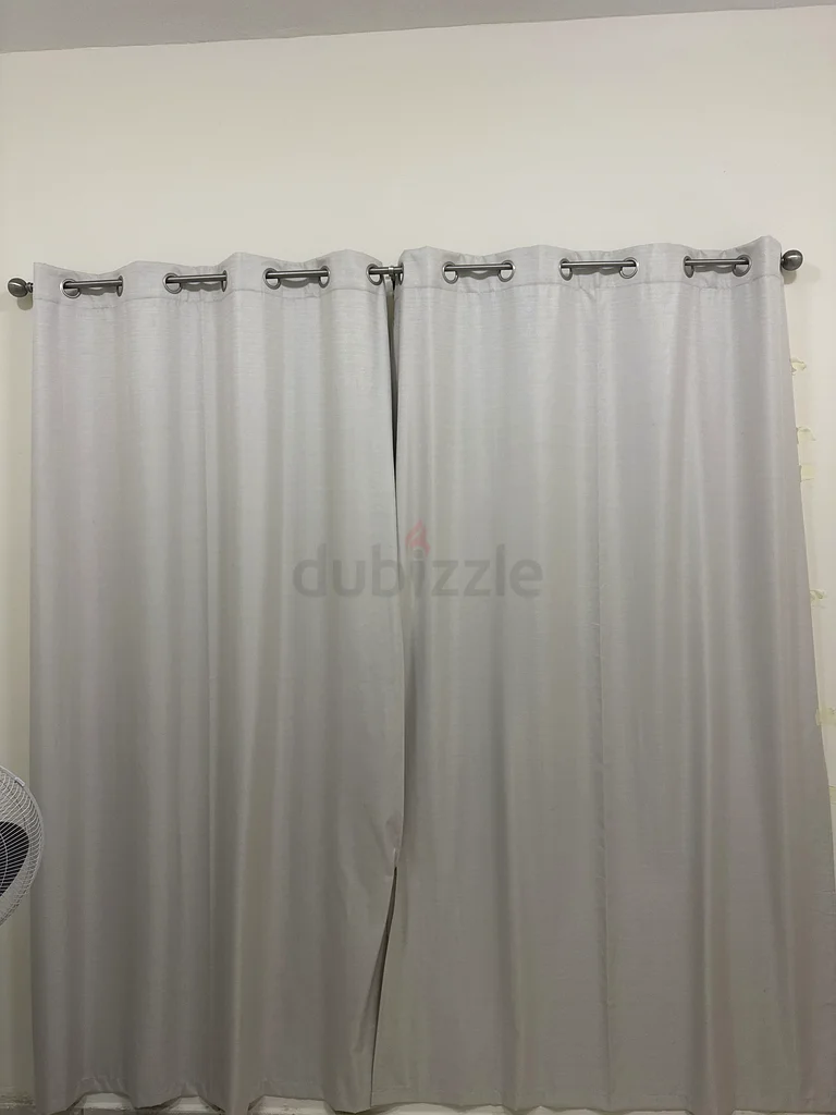 2 Total Blackout curtains63220819940354111