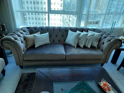 CLASSIC DESIGN VELVET UPHOLSTERY SOFA