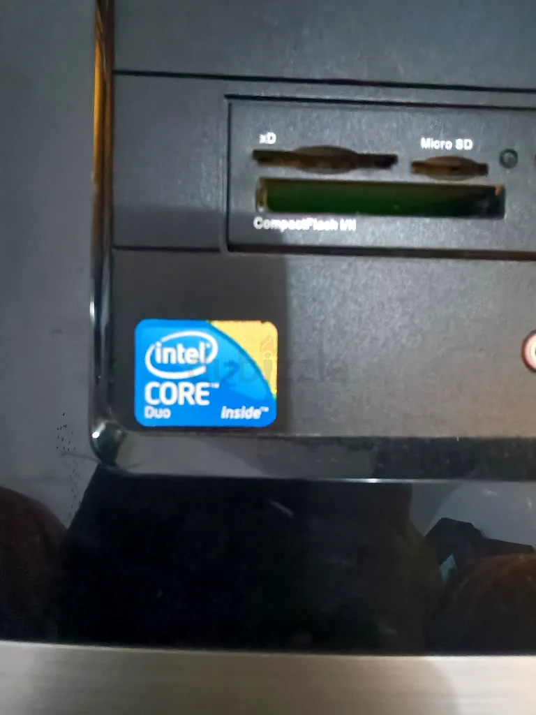 HP Desktop Intel core 2, AED 22063255000192001112