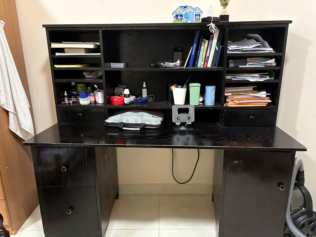 Study table with storage63218803414274111